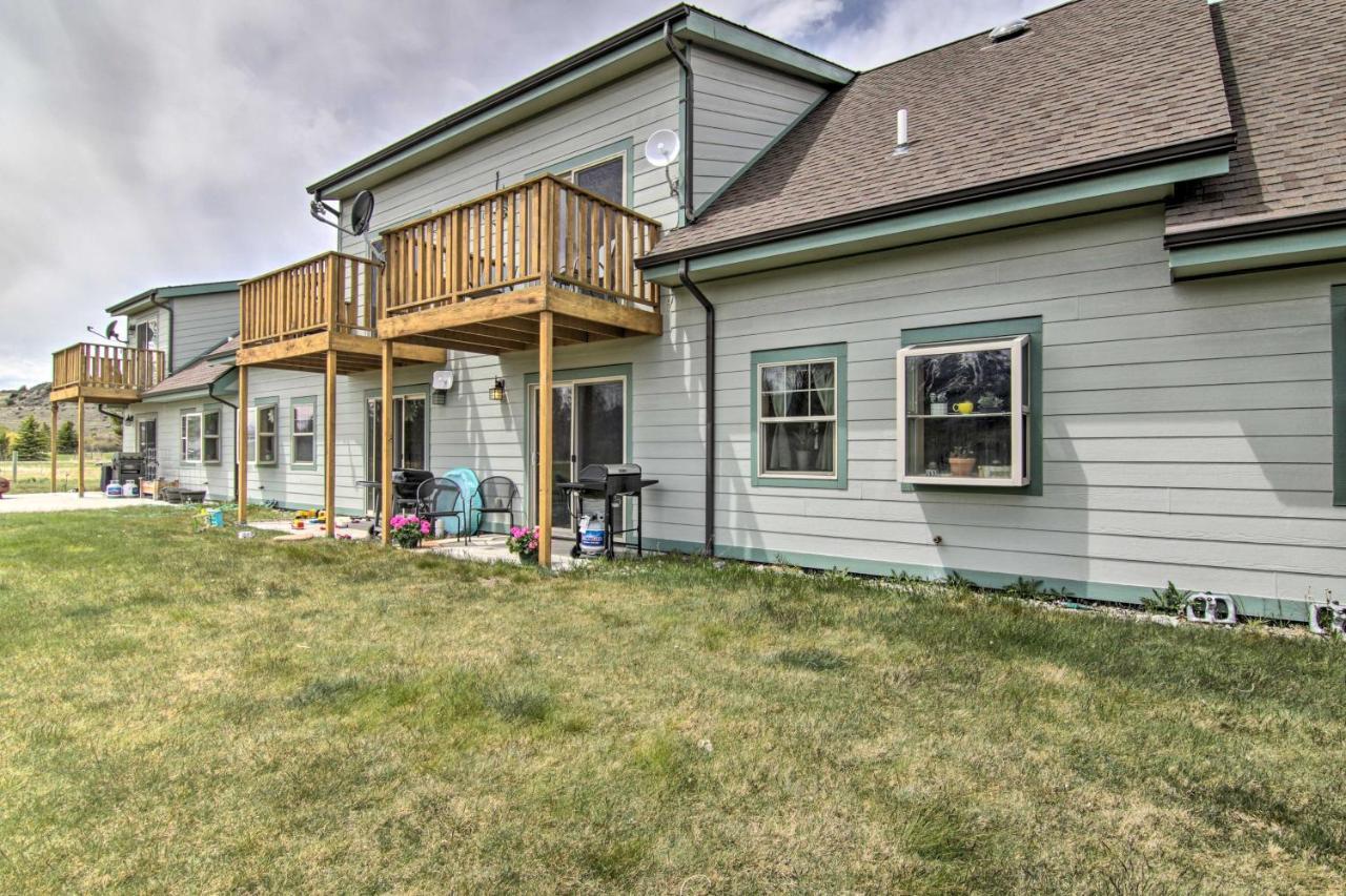 Airy Emigrant Townhome With Sweeping Mtn Views! Exterior photo