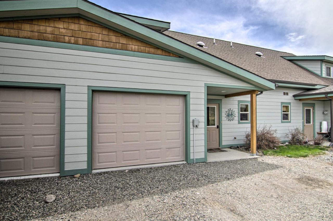 Airy Emigrant Townhome With Sweeping Mtn Views! Exterior photo